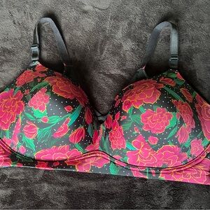 Torrid Dream Wire-free Boost Bra  46DD